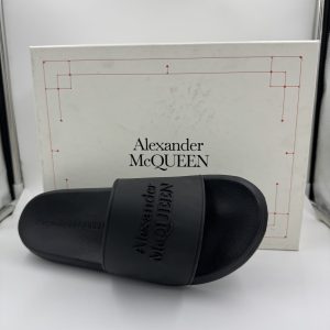 Slides Alexander mcqueen