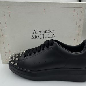 ALEXANDER MCQUEEN SPIKES